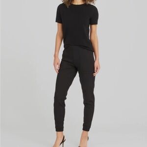SPANX The Perfect Pant Ankle Joggers Medium